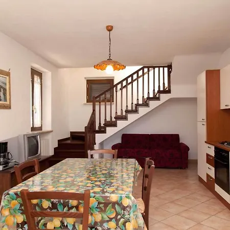 Casale Ulivi בית חווה *